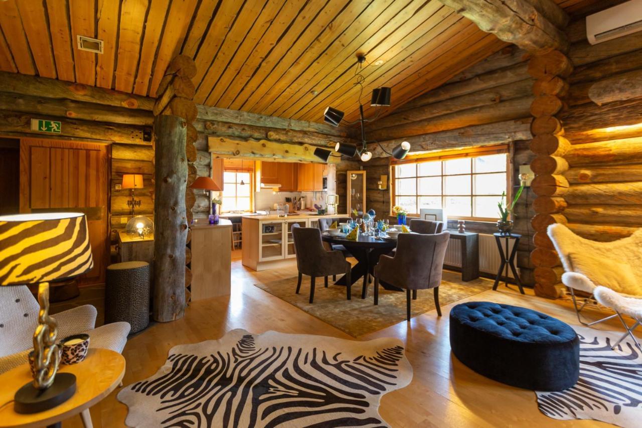 Kuukkeli Log Houses Teerenpesae - Premium Suite A48 Saariselkä Exteriör bild